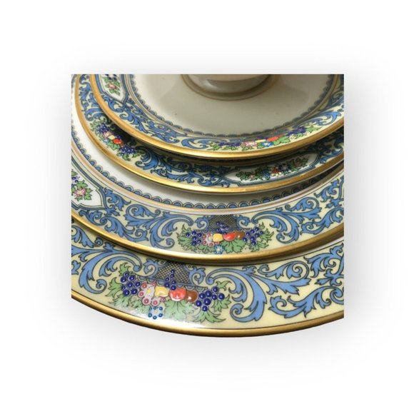 Lenox Fine China, Moonspun Gravy Boat w/attached Underplate, Ivory Platinum Rim - Picture 5 of 9